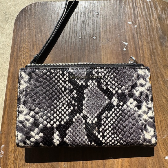 Michael Kors Black and White Snake Print Wristlet - Picture 3 of 4